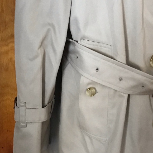 Authentic Vintage BURBERRYS’ trench coat size 10 X-Long with zip out lining - Picture 8 of 12